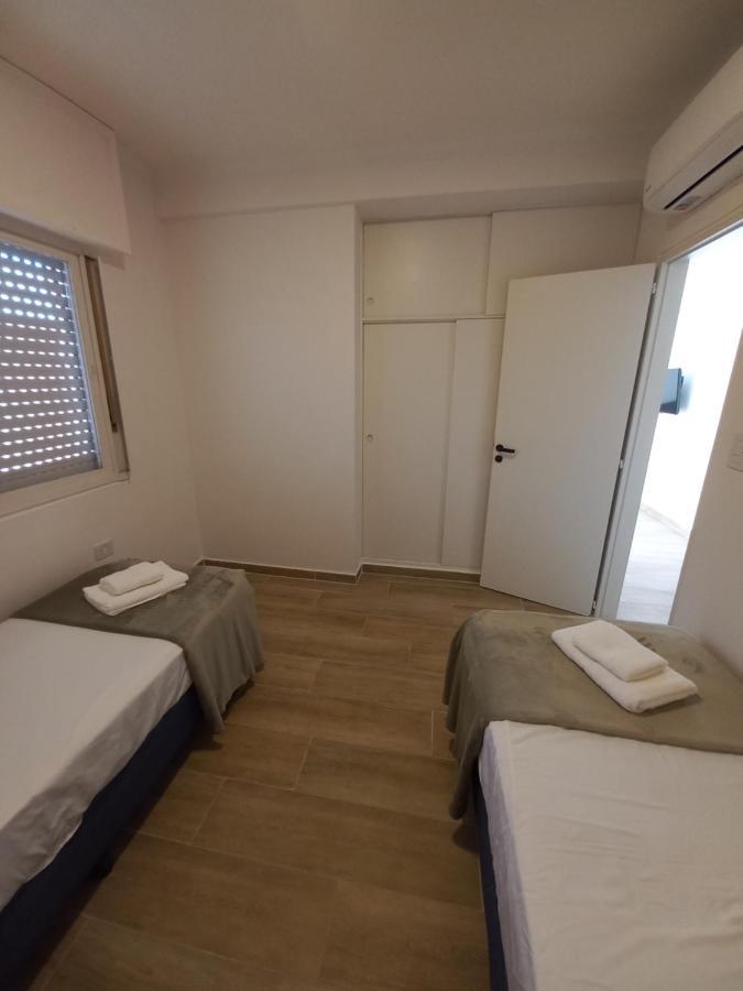 Dos Martin A 1 Cuadra De Peatonal * Resistência